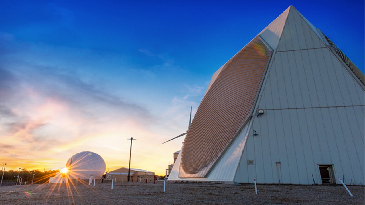 The upgraded Early Warning Radar system