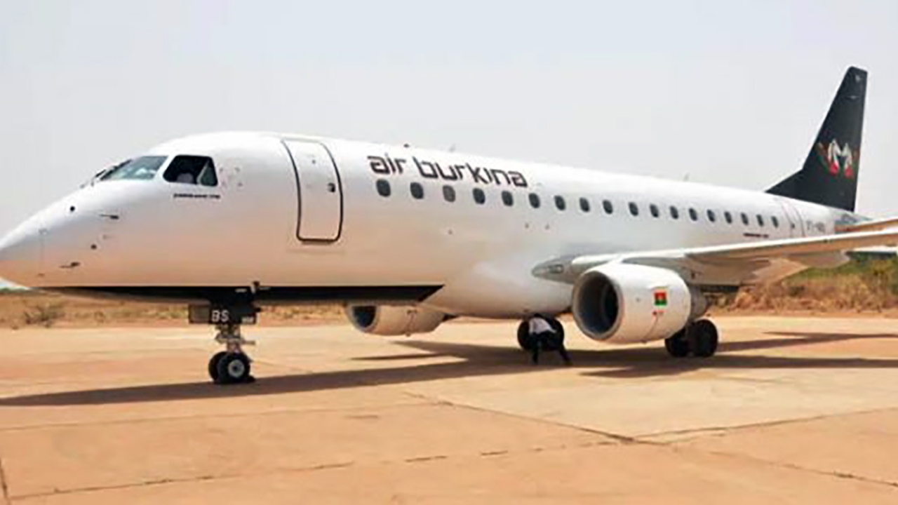 Air Burkina E170 aircraft