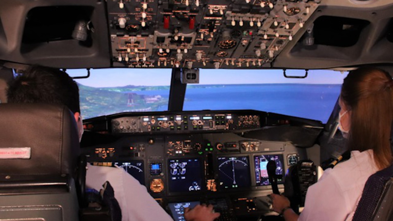 Alsim launches new Airliner jet flight simulator - Pilot Career News :  Pilot Career News